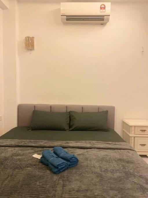 Bahtek With Pool & Private Parking Apartment
