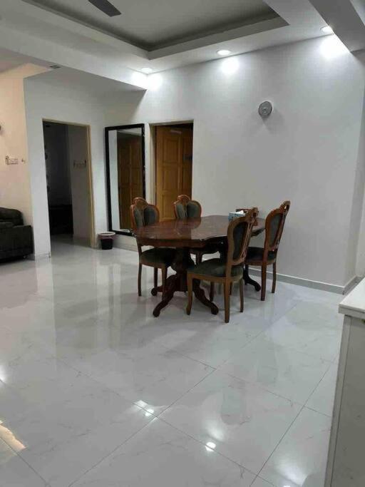 Bahtek With Pool & Private Parking Apartment Ampang (Selangor)